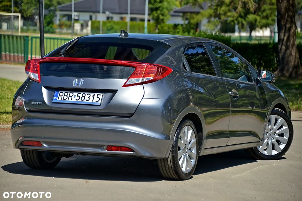 Honda Civic 1.4 i-VTEC - 12