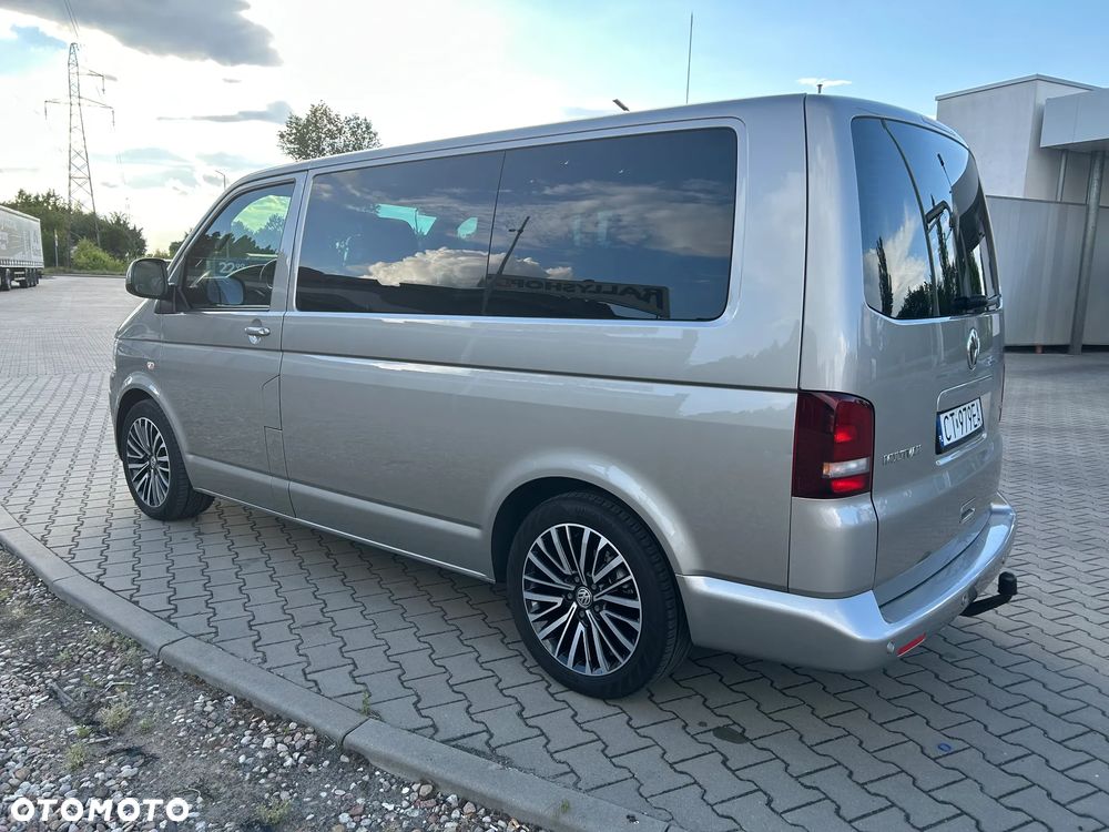 Volkswagen Multivan - 2