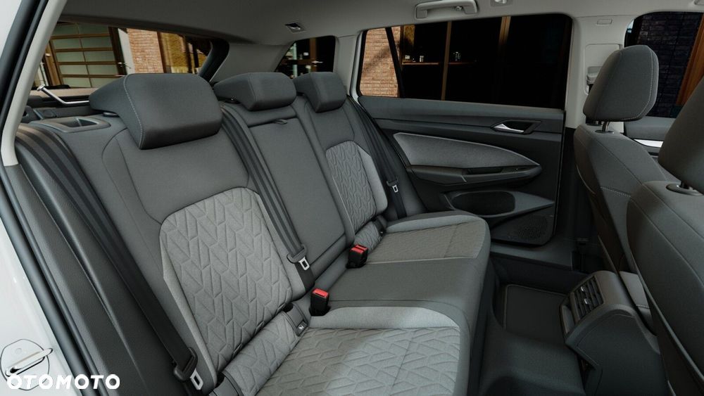 Volkswagen Golf Variant - 12