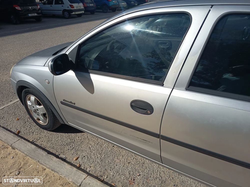 Opel Corsa 1.2 16V Confort - 9