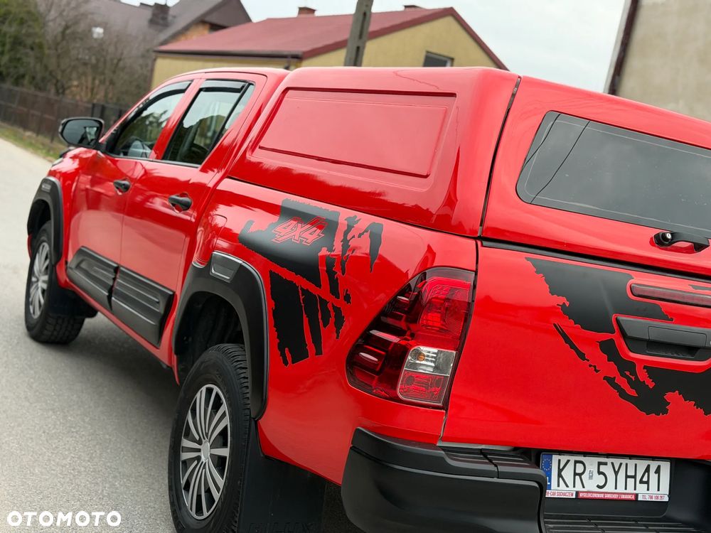 Toyota Hilux 2.4 D-4D Double Cab DLX 4x4 - 39