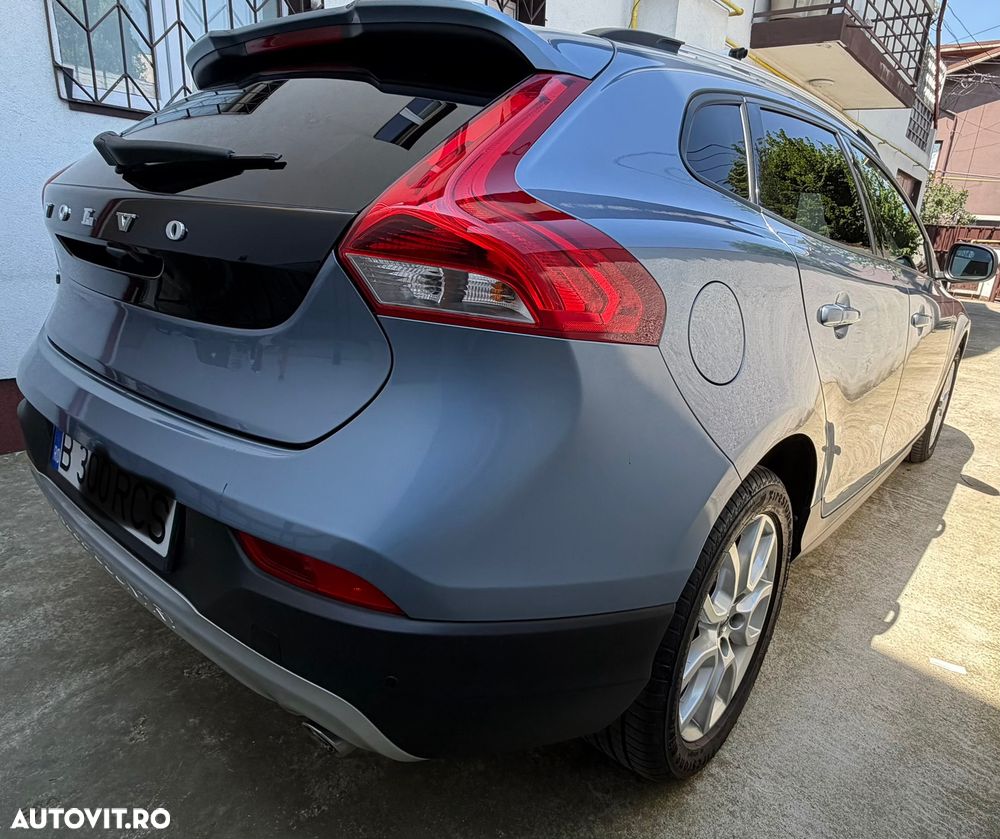 Volvo V40 D3 Momentum - 6
