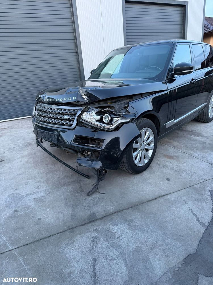 Land Rover Range Rover 3.0L SDV6 Autobiography - 6