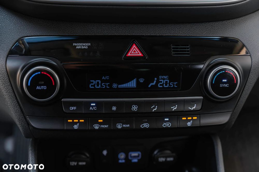 Hyundai Tucson blue 1.6 CRDi 2WD Style - 36