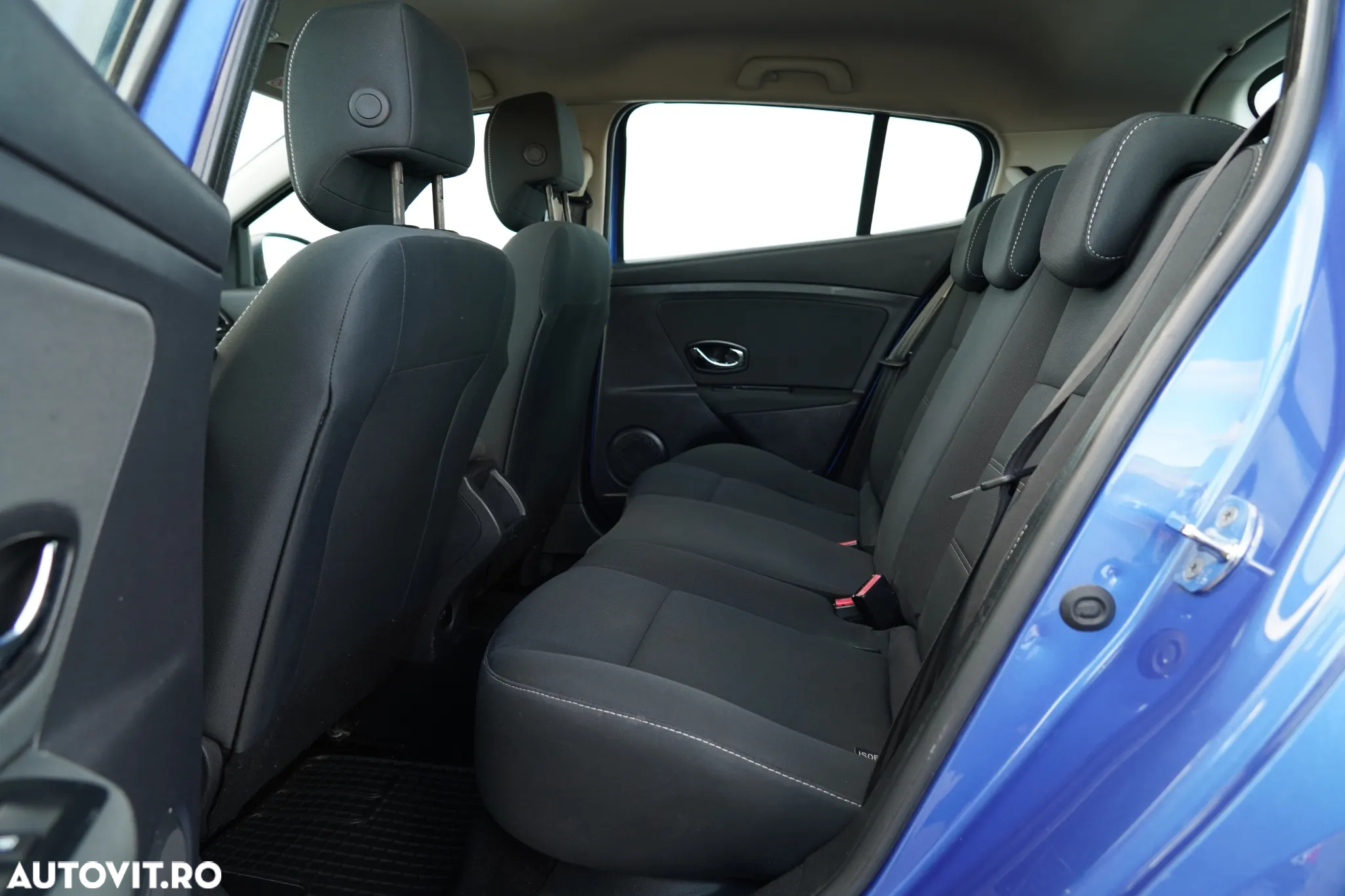 Renault Megane ENERGY dCi 110 GT LINE - 15