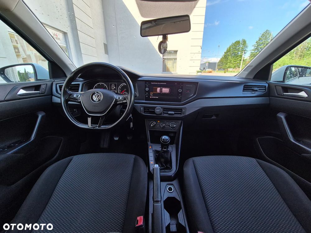 Volkswagen Polo - 16