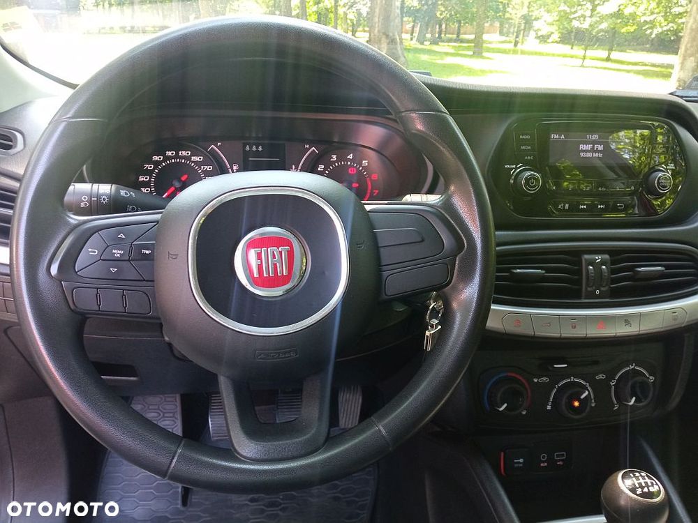 Fiat Tipo 1.4 16V Pop - 11