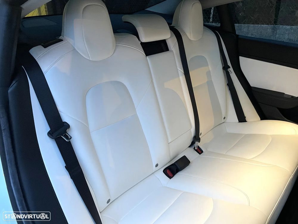 Tesla Model 3 RWD - 23