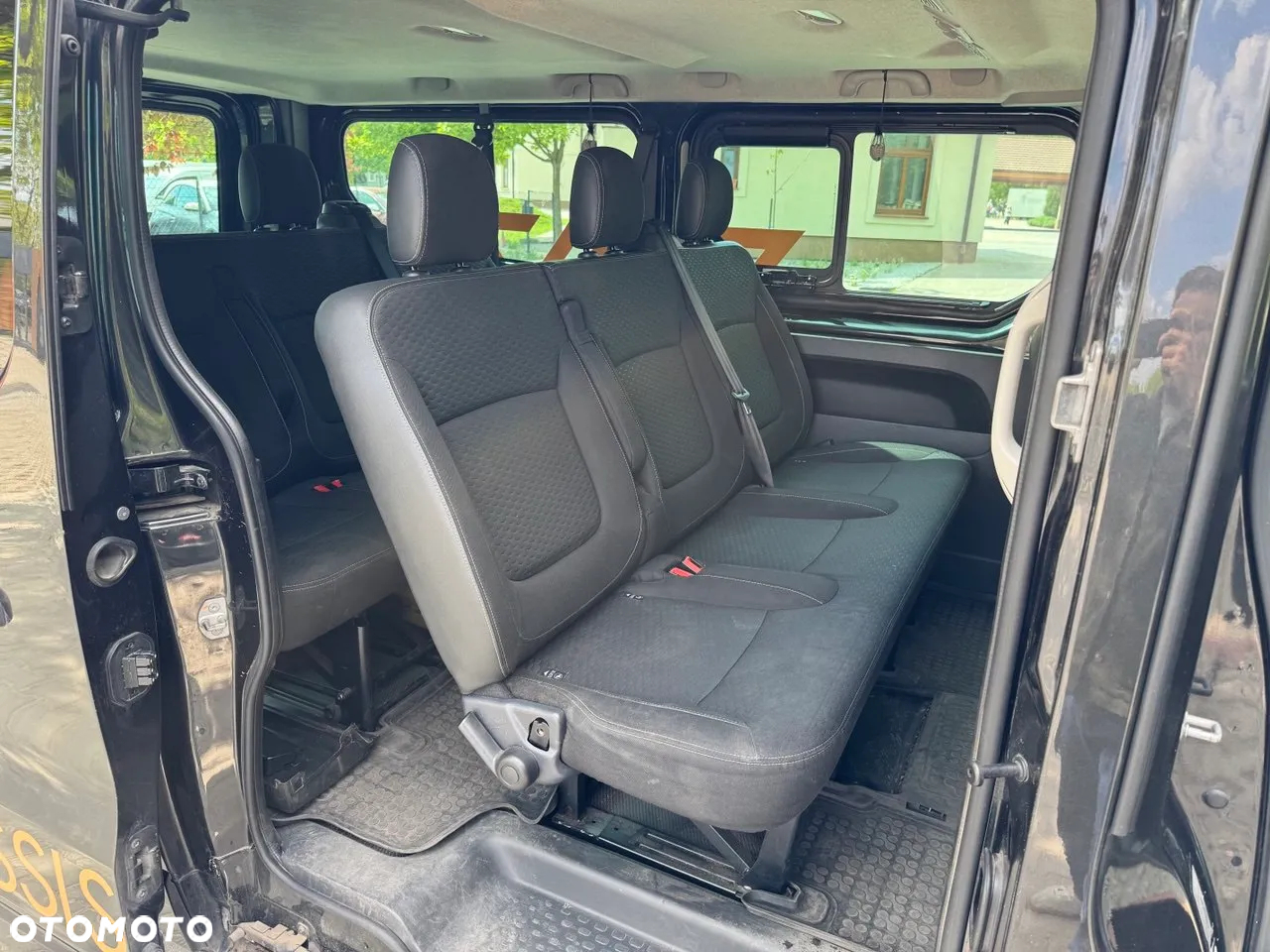 Opel Vivaro - 12
