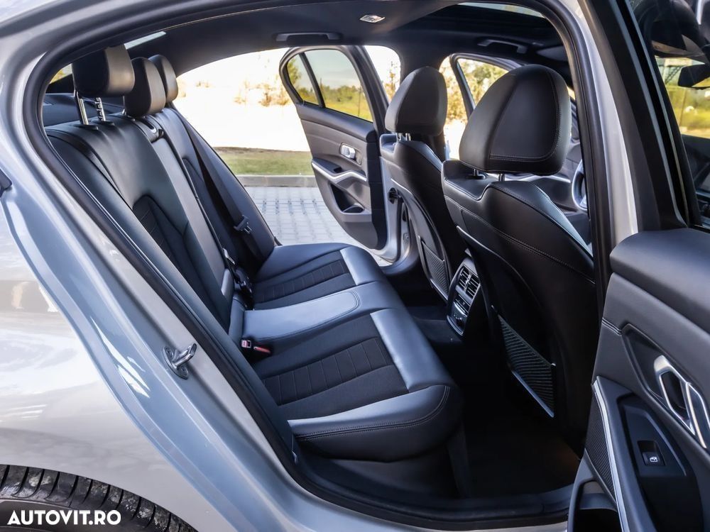 BMW Seria 3 320i Aut. Sport Line - 6