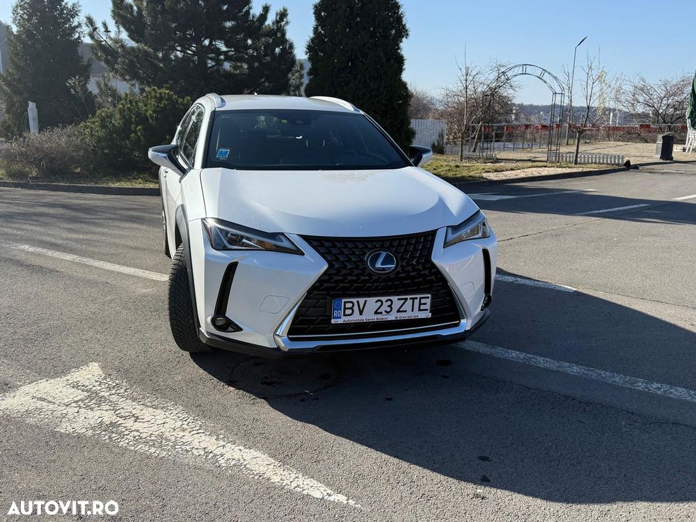 Lexus UX 250h Business Edition - 15