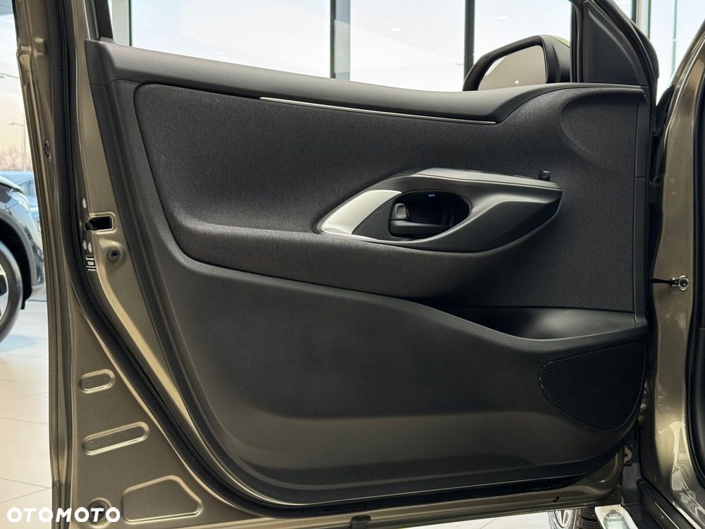 Toyota Yaris 1.5 Comfort - 12