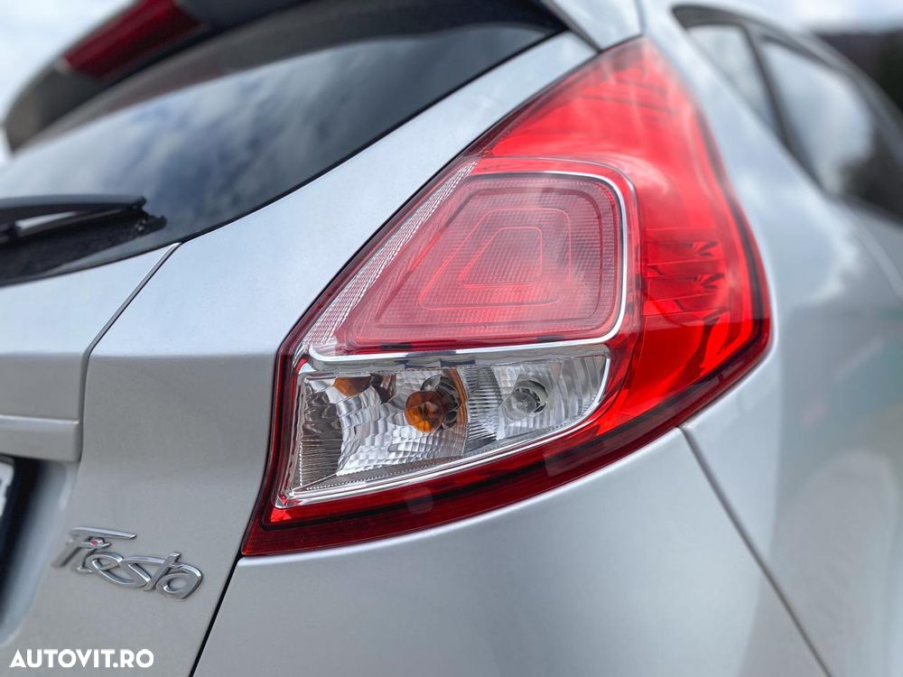 Ford Fiesta - 15