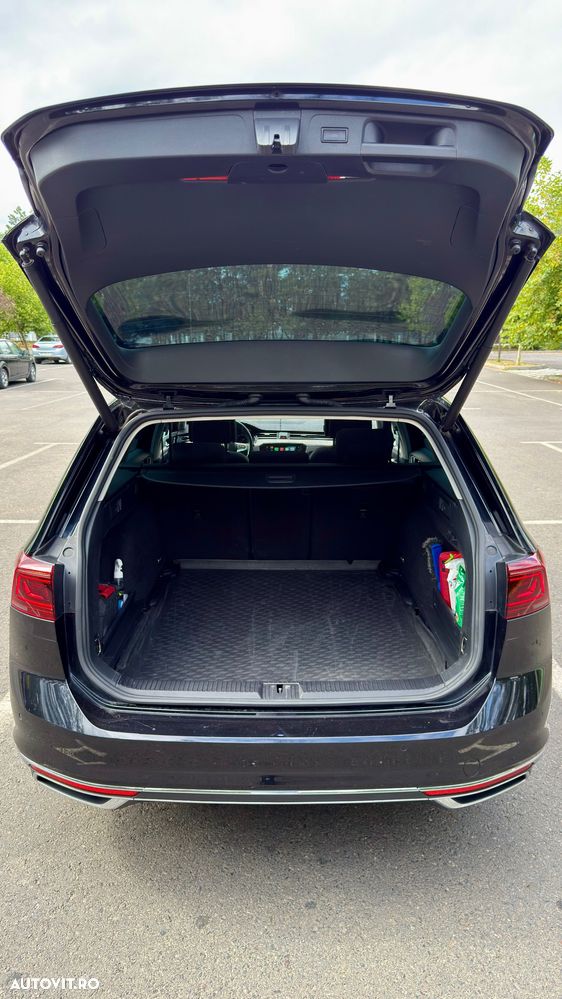 Volkswagen Passat 2.0 TSI OPF DSG 4Motion Elegance - 19