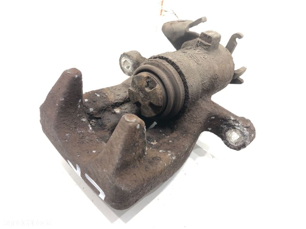 ZACISK PRAWY TYŁ  RENAULT MEGANE III liftback (BZ0/1_, B3_) 2008 - 2022 1.6 16V (BZ1B, BZ1H) 81 kW - 3