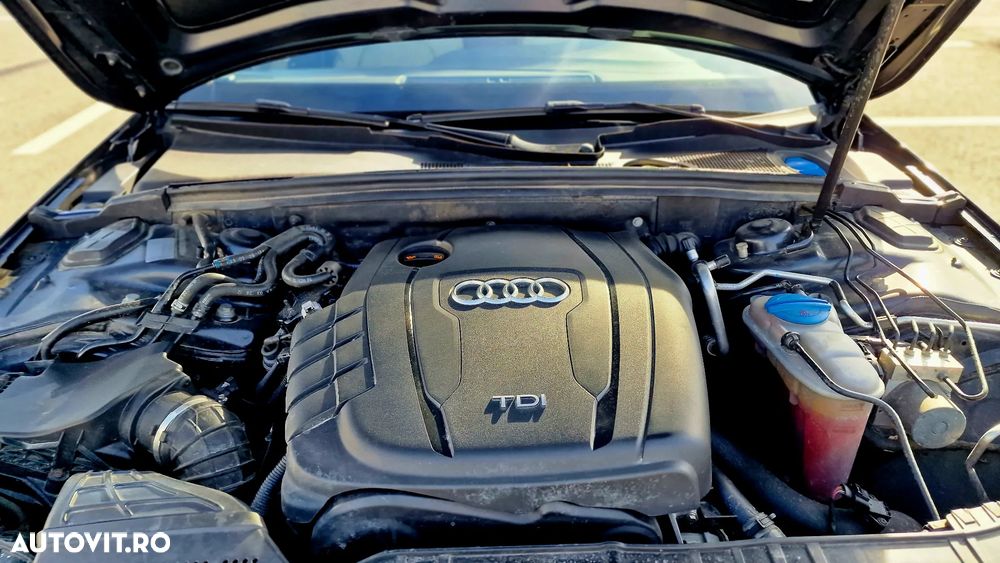 Audi A4 2.0 TDI DPF multitronic Ambition - 32