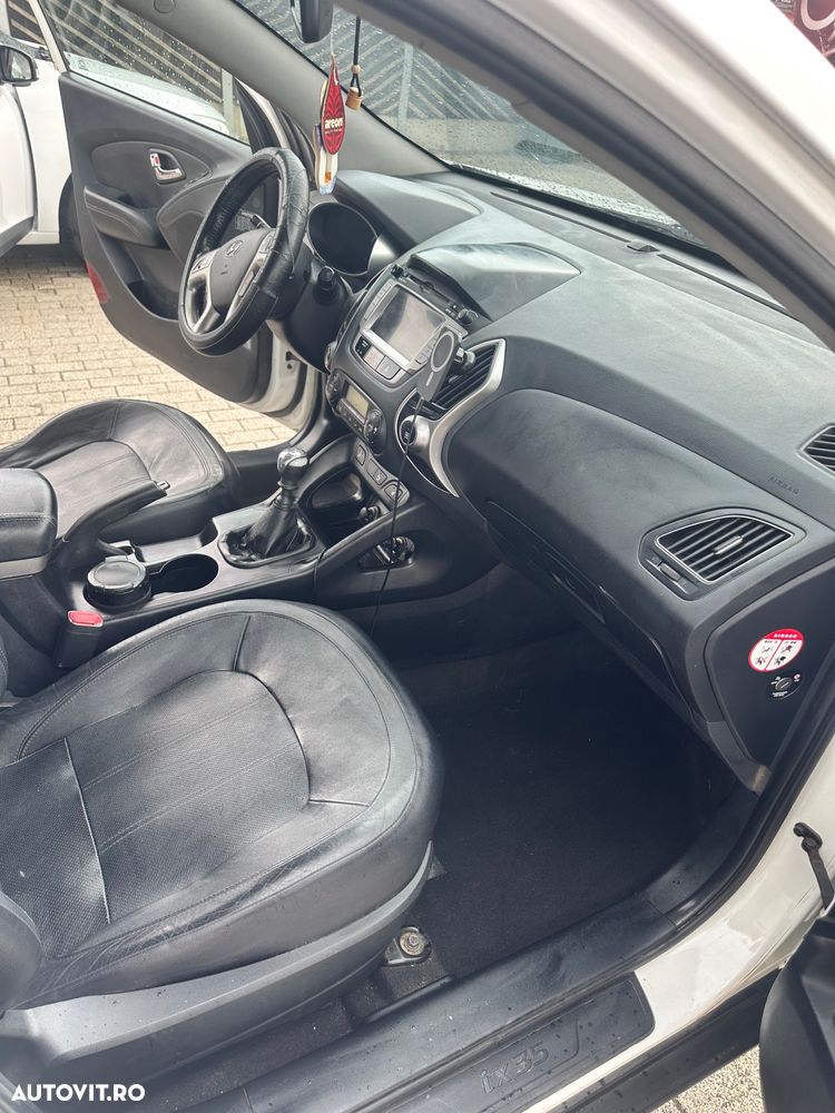 Hyundai ix35 - 8