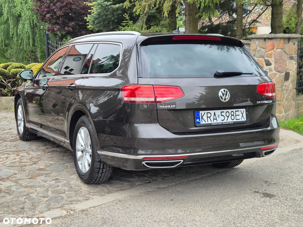 Volkswagen Passat 2.0 TDI SCR (BlueMotion Technology) DSG Highline - 18