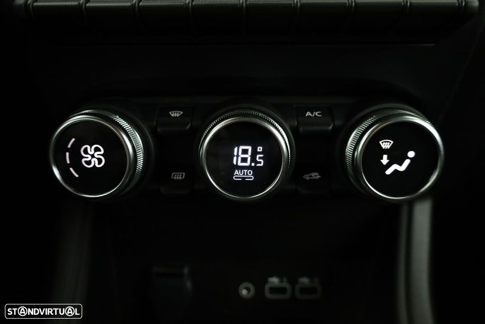 Renault Captur 1.0 TCe Techno Bi-Fuel - 13