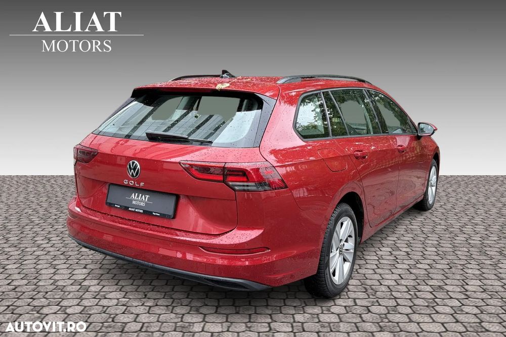 Volkswagen Golf - 6
