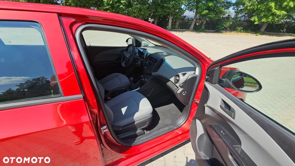 Chevrolet Aveo 1.2 LS - 16