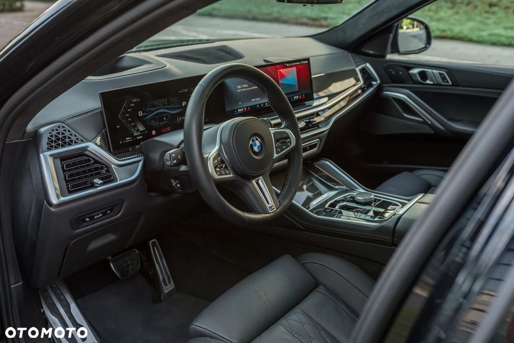 BMW X6 M50i - 31