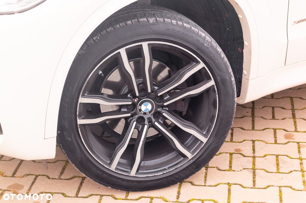 BMW X5 xDrive25d - 13
