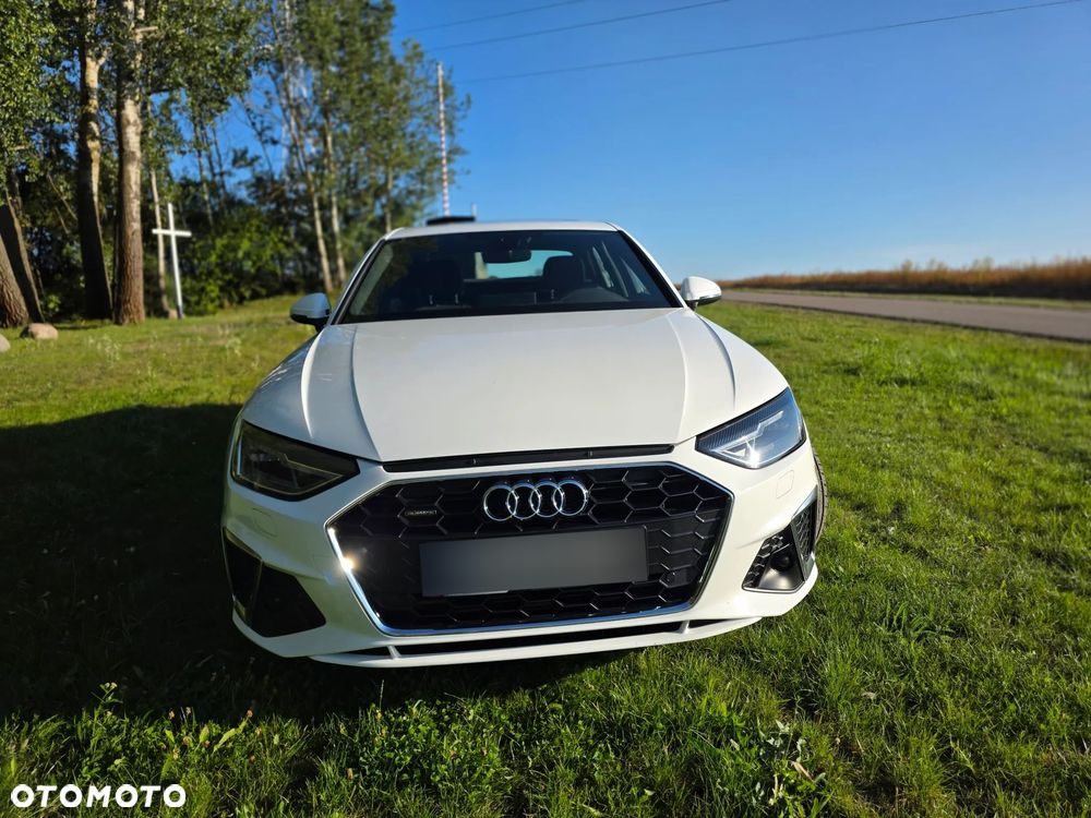 Audi A4 Limousine - 3