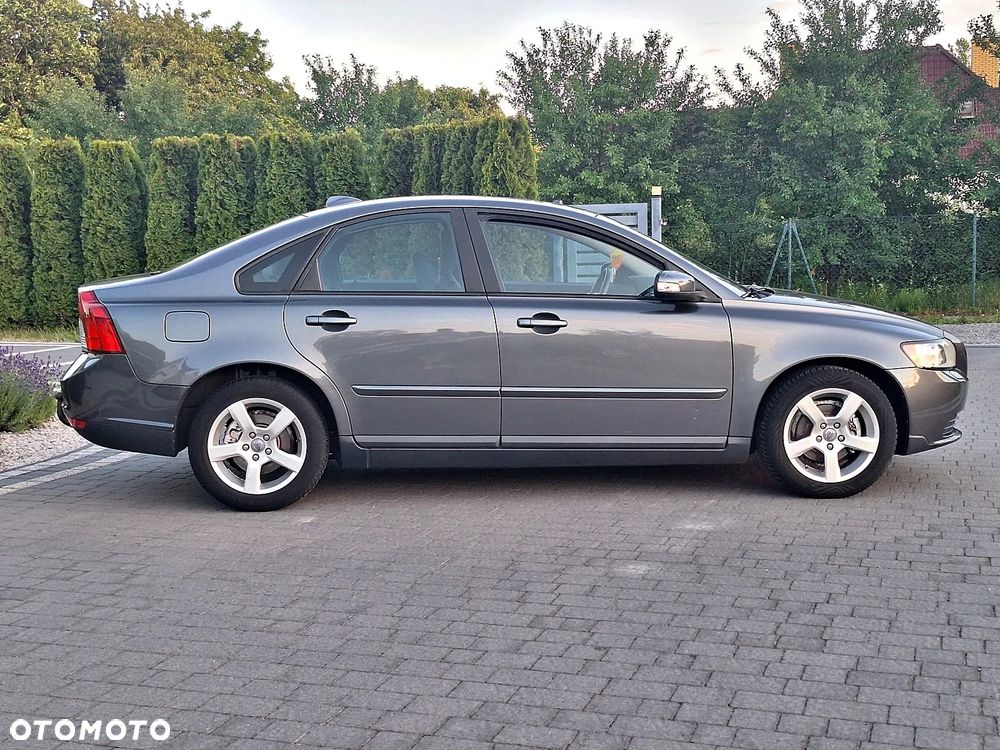 Volvo S40 1.8 Momentum - 5