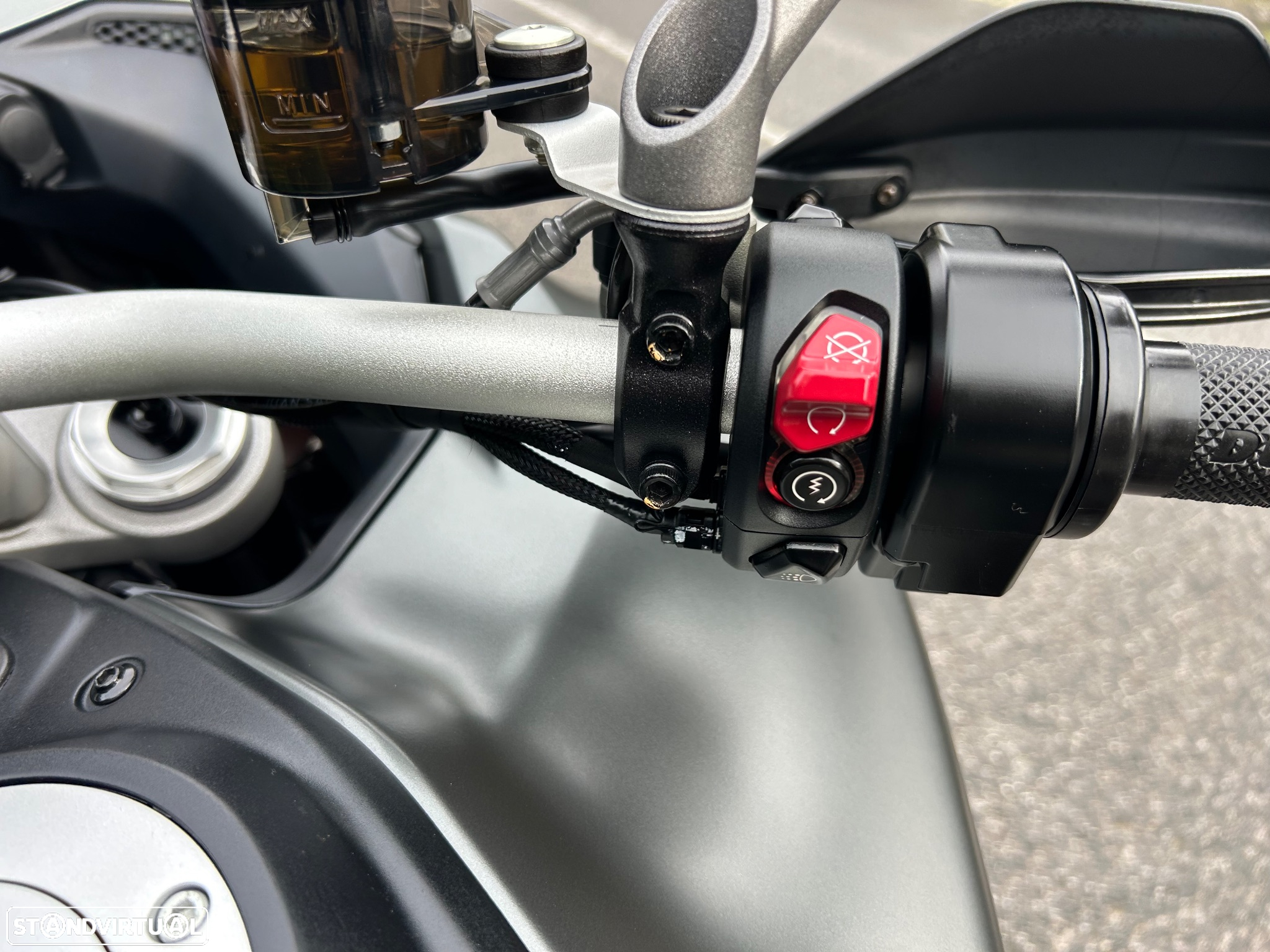 Ducati Multistrada V4s Full Spoked wheels - 14