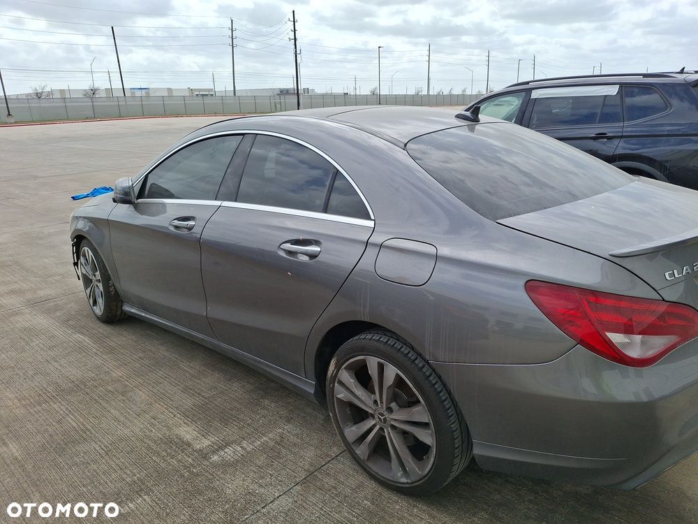 Mercedes-Benz CLA 250 4-Matic