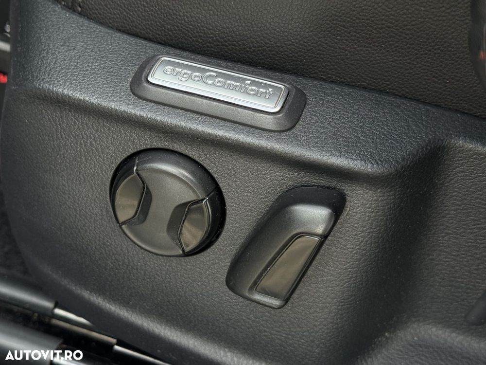 Volkswagen Passat - 19