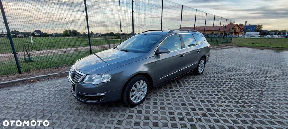 Volkswagen Passat 1.9 TDI Comfortline - 1