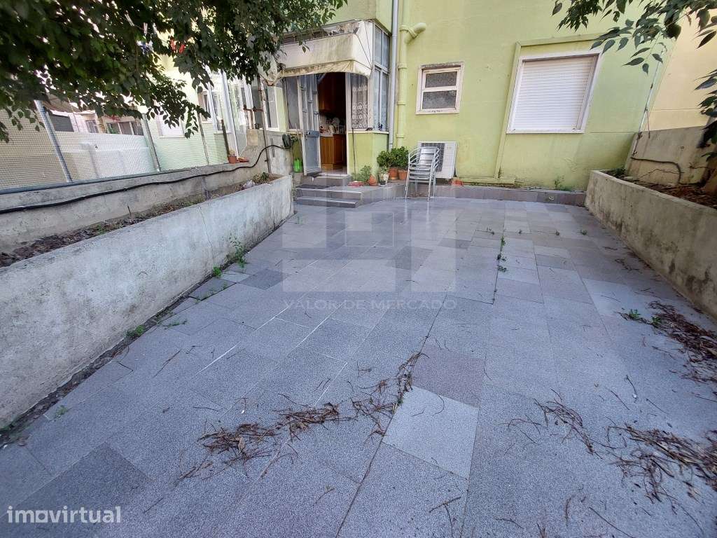 Apartamento t2 à venda na Praceta Infante Dom Pedro - Grande imagem: 2/28