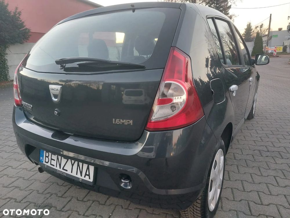 Dacia Sandero - 5
