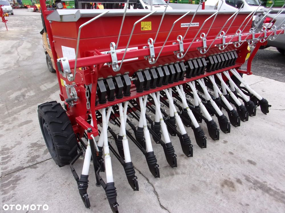Meprozet Siewnik talerzowy, stopkowy-redlicowy, SR25/SRT25, SR27/SRT27, SR30/SRT30, S107, S107T, poplonów S119, nabudowany SNT30 agregat uprawowo siewny Euro-Masz, Akpil, Agro-Masz - 9