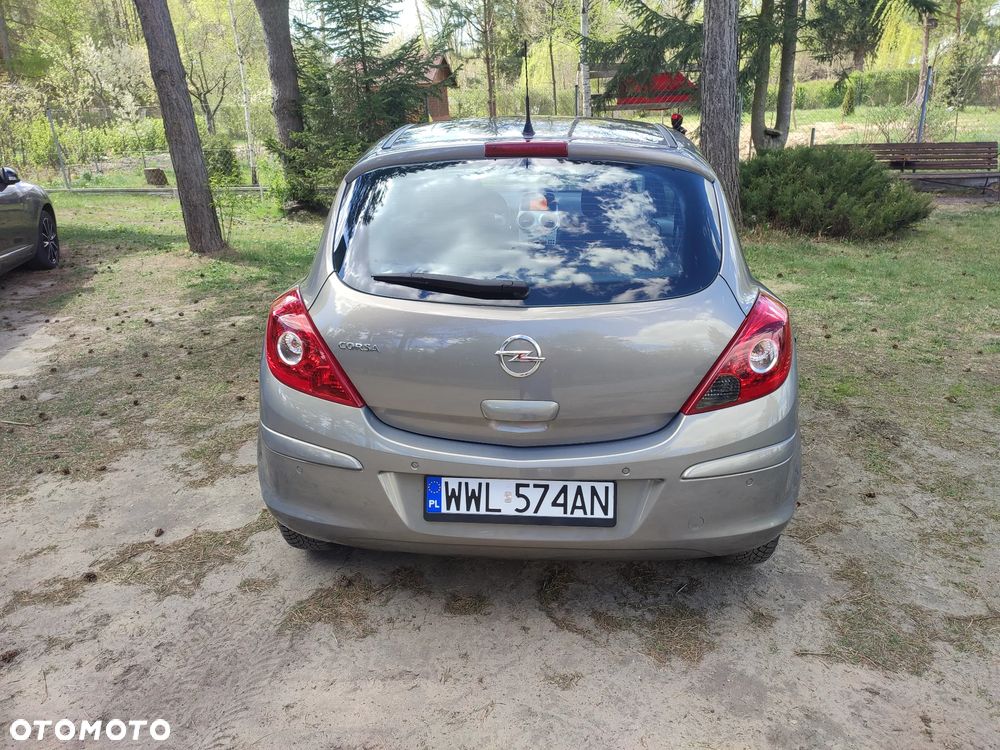 Opel Corsa 1.4 16V Active - 7