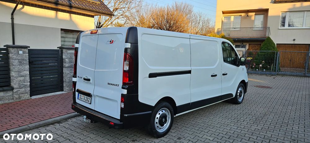 Renault Trafic - 13