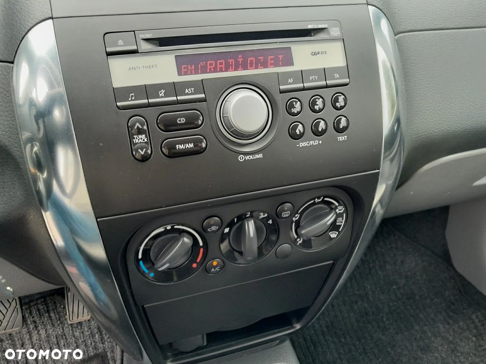 Suzuki SX4 1.6 VVT 4x2 Comfort - 17