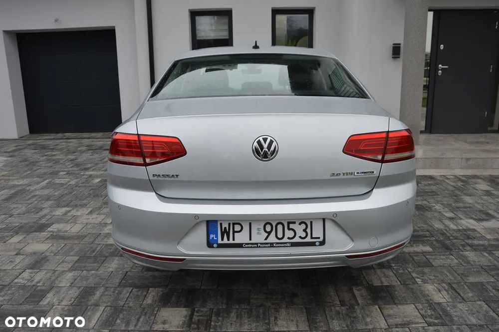 Volkswagen Passat 2.0 TDI BMT Highline DSG - 4