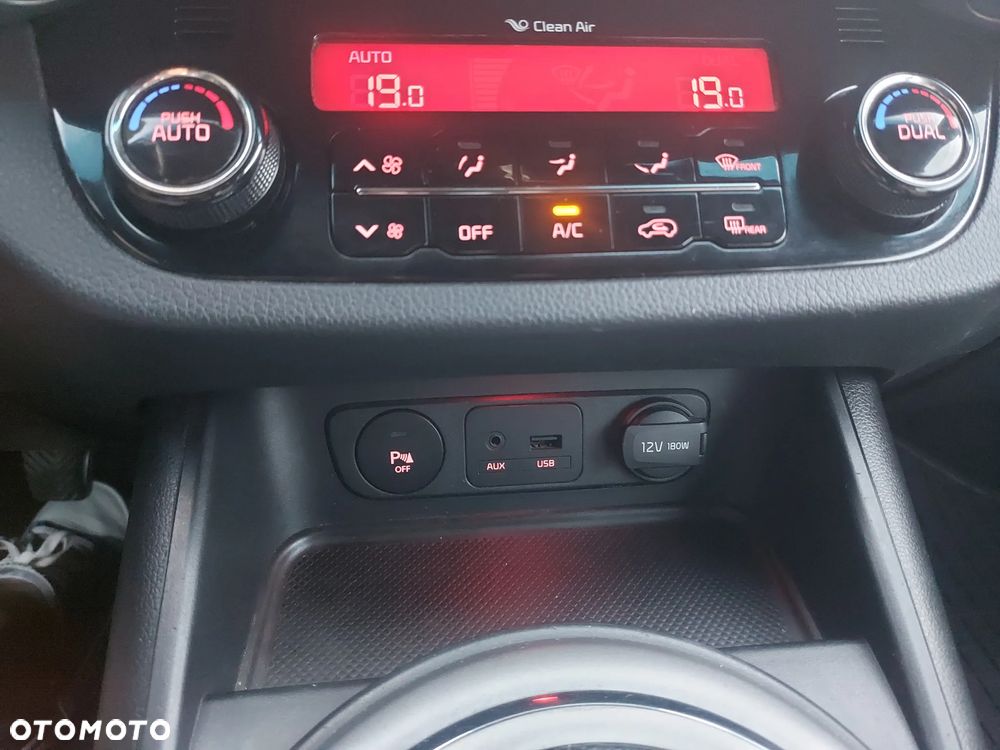 Kia Sportage 2,0 CRDI 2WD Vision - 19