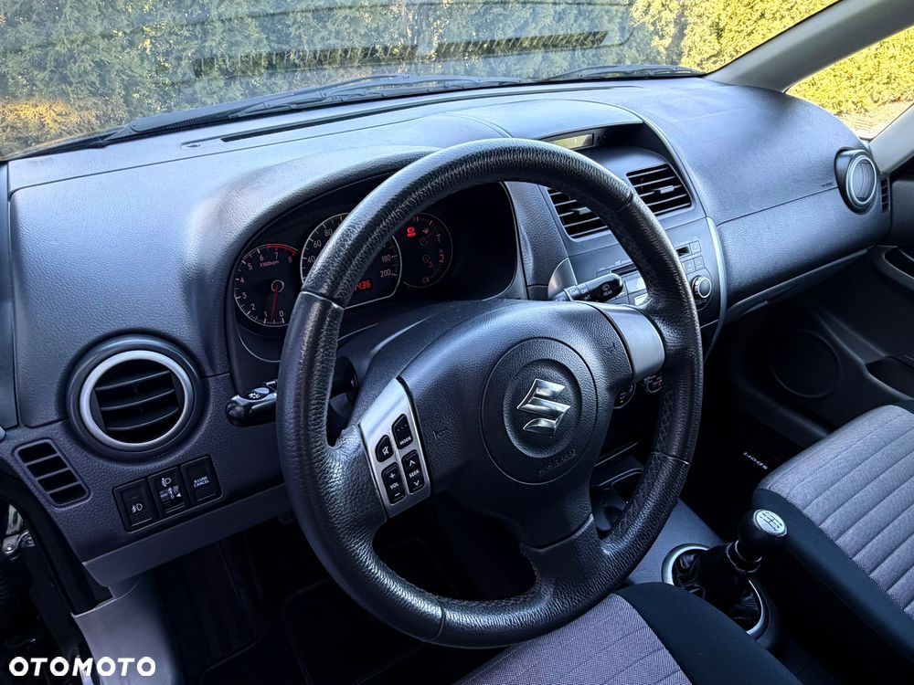 Suzuki SX4 1.6 VVT 4x4 Club - 29