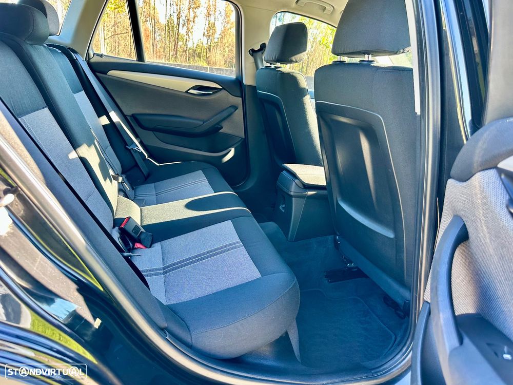 BMW X1 18 d sDrive - 26