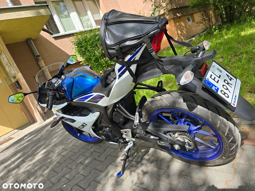 Suzuki GSX-R - 4