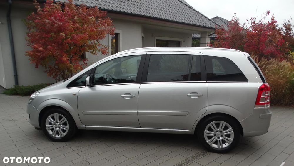 Opel Zafira - 8