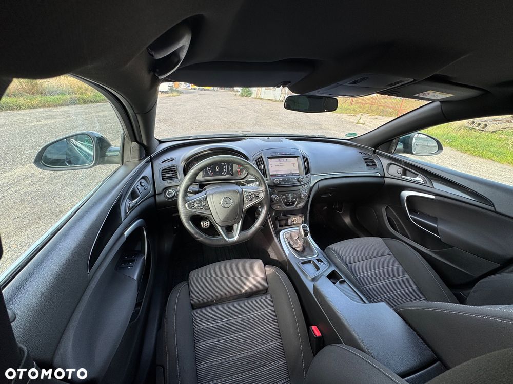 Opel Insignia - 17