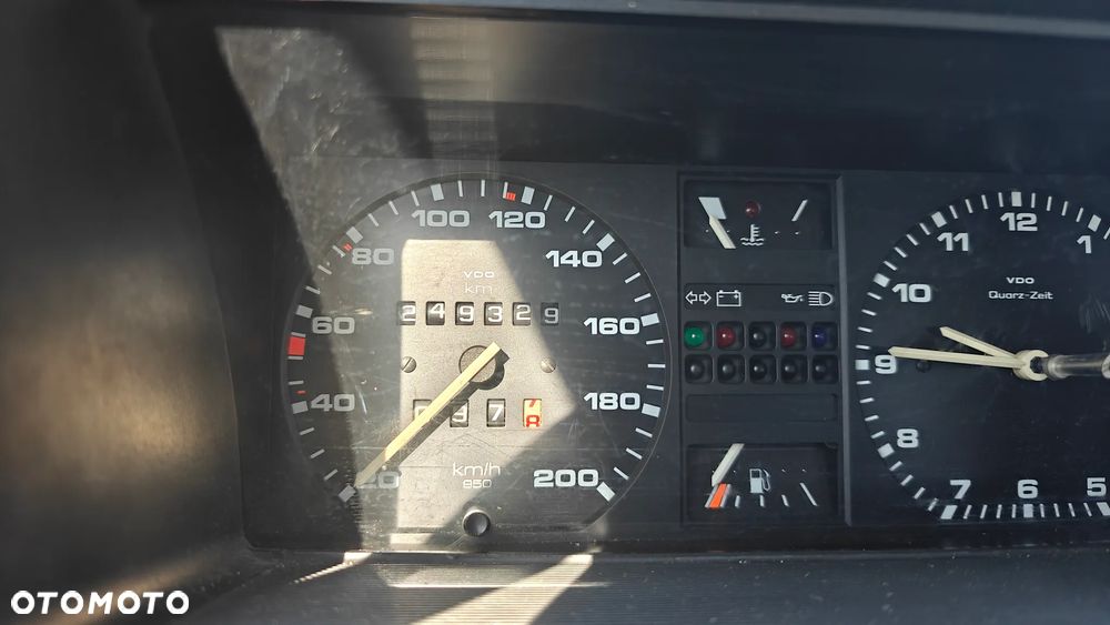 Volkswagen Golf - 2