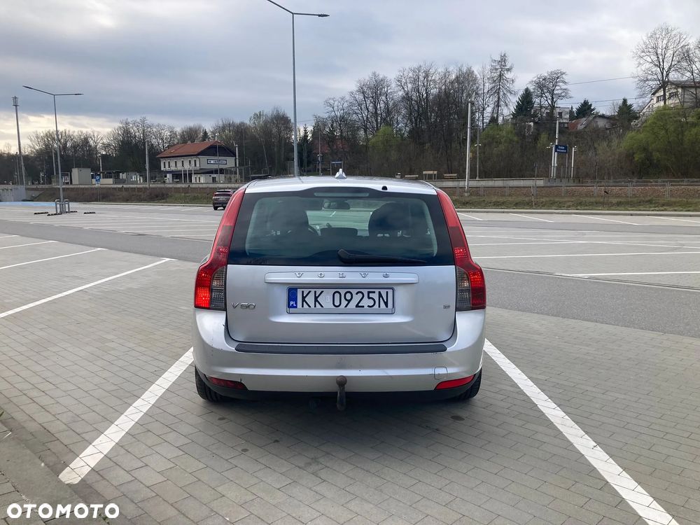 Volvo V50 1.8 - 15