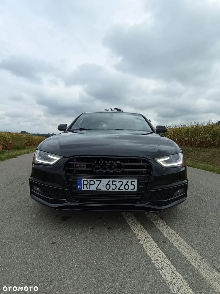 Audi A4 Limousine 2.0 TFSI quattro S tronic S line Sportpaket - 3