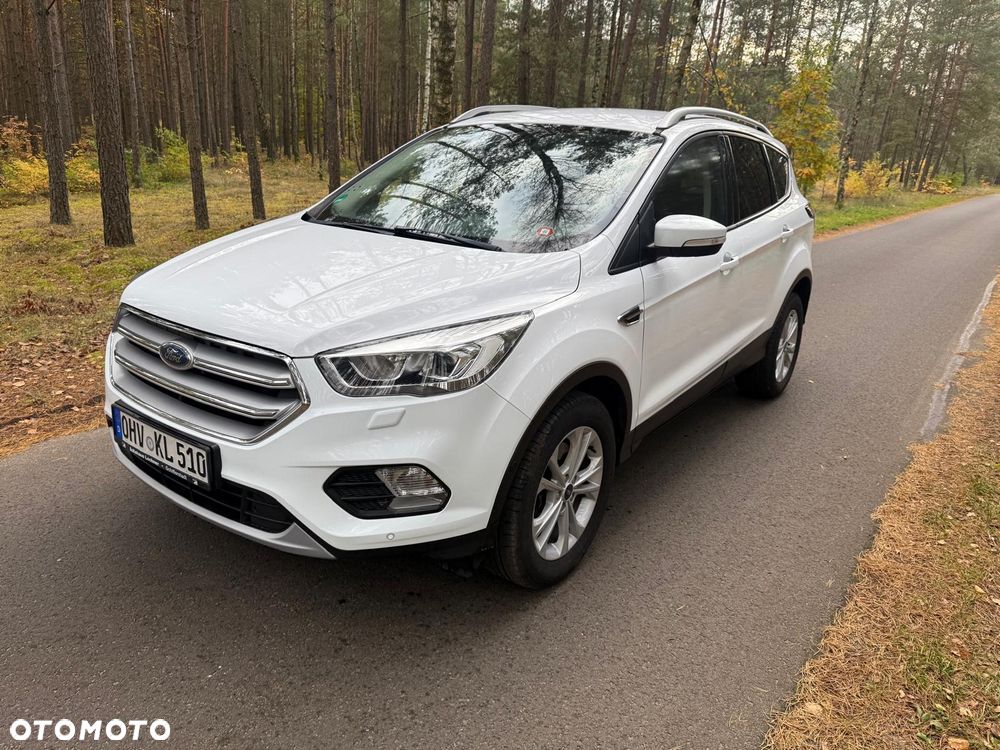 Ford Kuga 2.0 TDCi 2x4 Titanium - 2